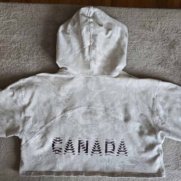 Lululemon All Yours Cropped Hoodie COC Logo size 12 - Picture 7 of 14